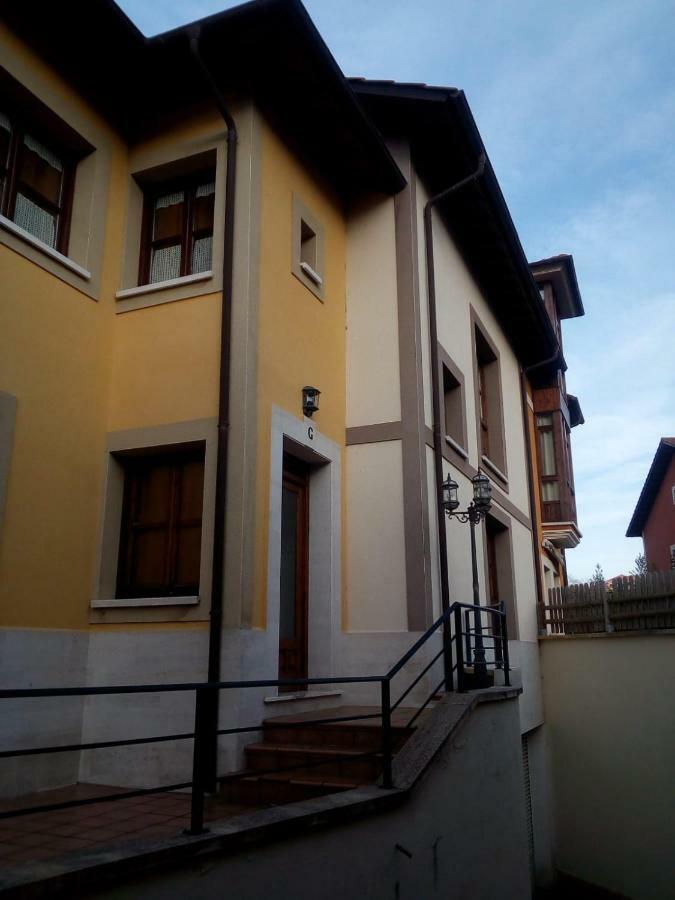 Apartamentos La Blanca Nueva De Llanes Eksteriør billede